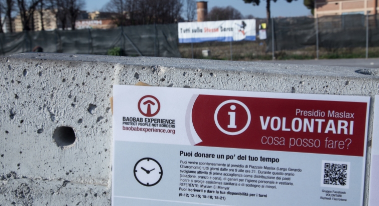 Piazzale Maslax - Informazioni invece di barriere di cemento